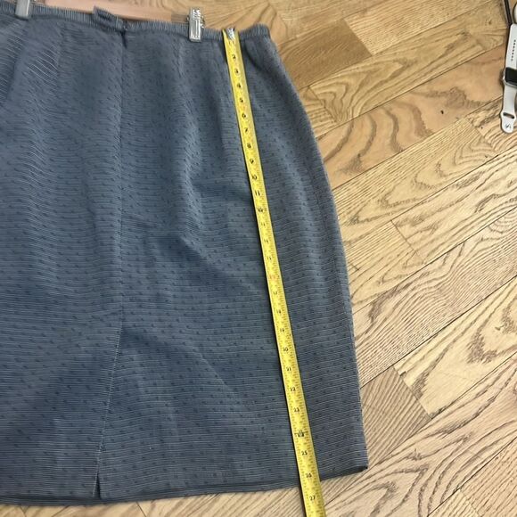 DANA BUCHMAN WOMAN 2 PIECE SKIRT SUIT SIZE 14 - Picture 8 of 11